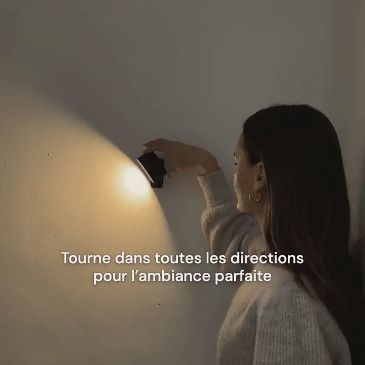 Rotation à 360° de la tête de l'applique Lumora™